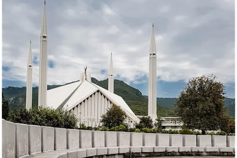 overcast day, Faisal Mosque Islamabad